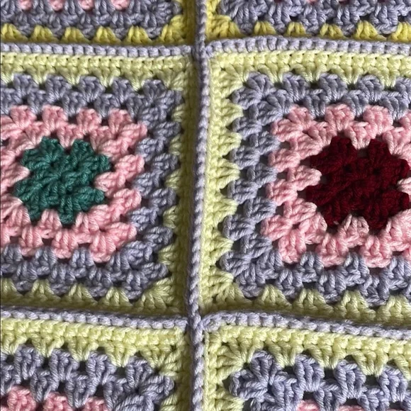 NWT Handmade Afgan Crochet Blanket Throw 55" x 47" - Picture 5 of 9